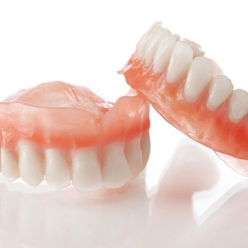 Phục Hình Răng Bằng Hàm Giả Tháo Lắp 2